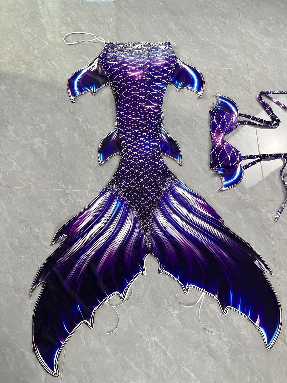 Colorful Dreamy Mermaid Tail A - Aquarium & Marine Museum Ums recensie en prijs